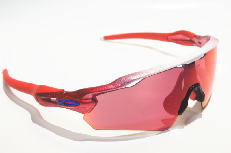 【美品】OAKLEYサングラス CUSTOM RADAR EV